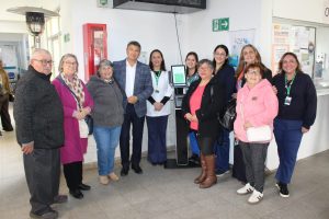 Cesfam Pinares incorpora moderno tótem digital para agilizar atención de usuarios