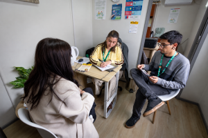 Atención de urgencias de salud mental: conoce el apoyo psicosocial disponible en el SAR Chiguayante